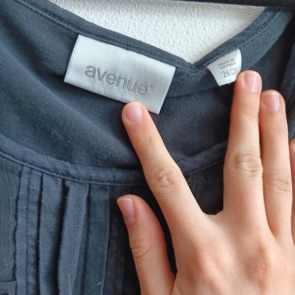 Vintage Plus Size Grey T-Shirt with Ruffled Front - Picture 2 of 3